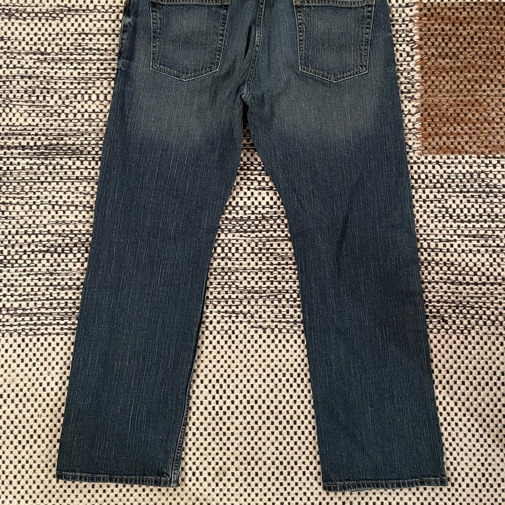 Signature Levi Strauss Dark Wash Denim Straight Leg Jean - Picture 2 of 3
